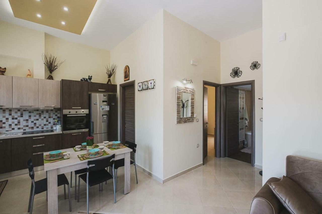 Spacious Home With Parking Chania  Екстер'єр фото