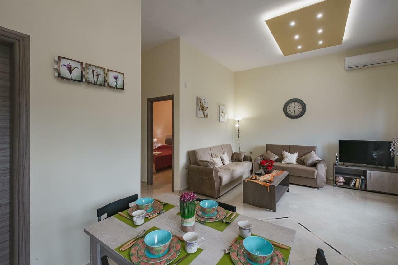 Spacious Home With Parking Chania  Екстер'єр фото