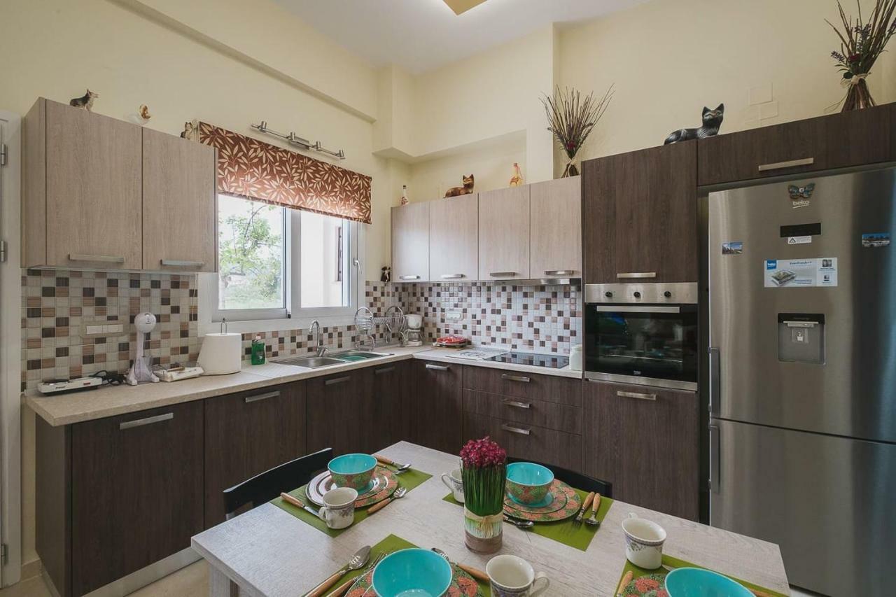 Spacious Home With Parking Chania  Екстер'єр фото