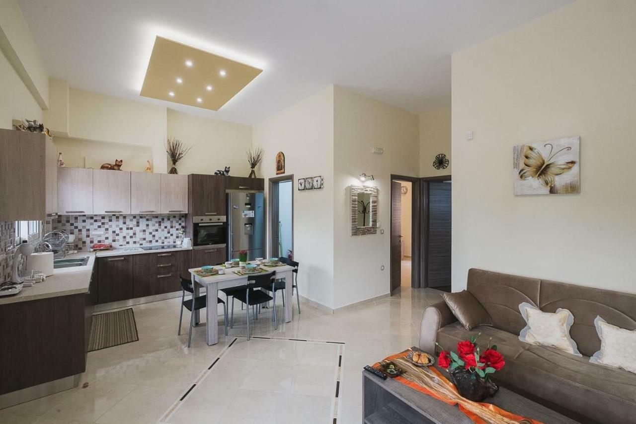 Spacious Home With Parking Chania  Екстер'єр фото