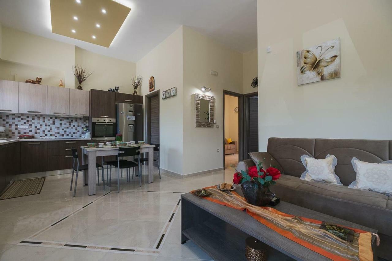 Spacious Home With Parking Chania  Екстер'єр фото